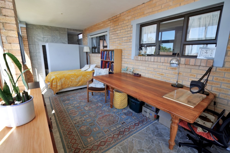 4 Bedroom Property for Sale in Stilbaai Wes Western Cape